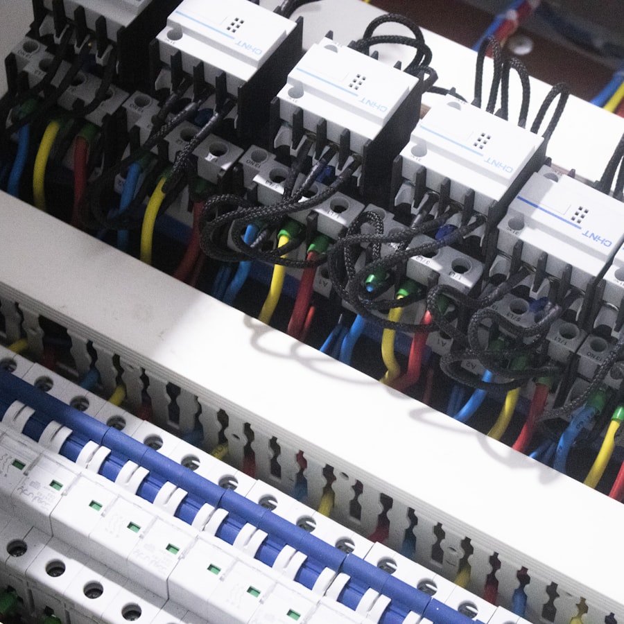 Wired electrical distribution panel